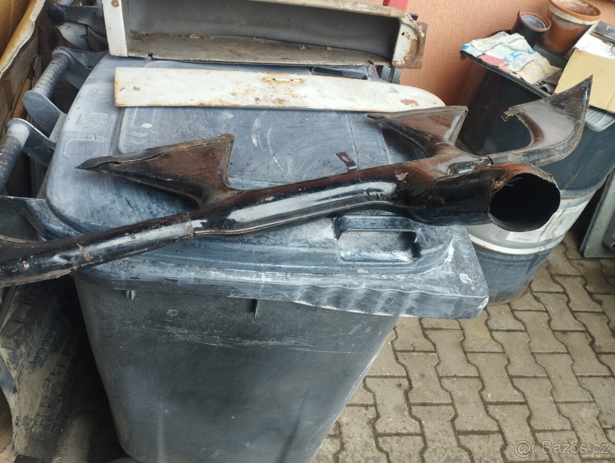 Tatra 603 ofuky oken topeni