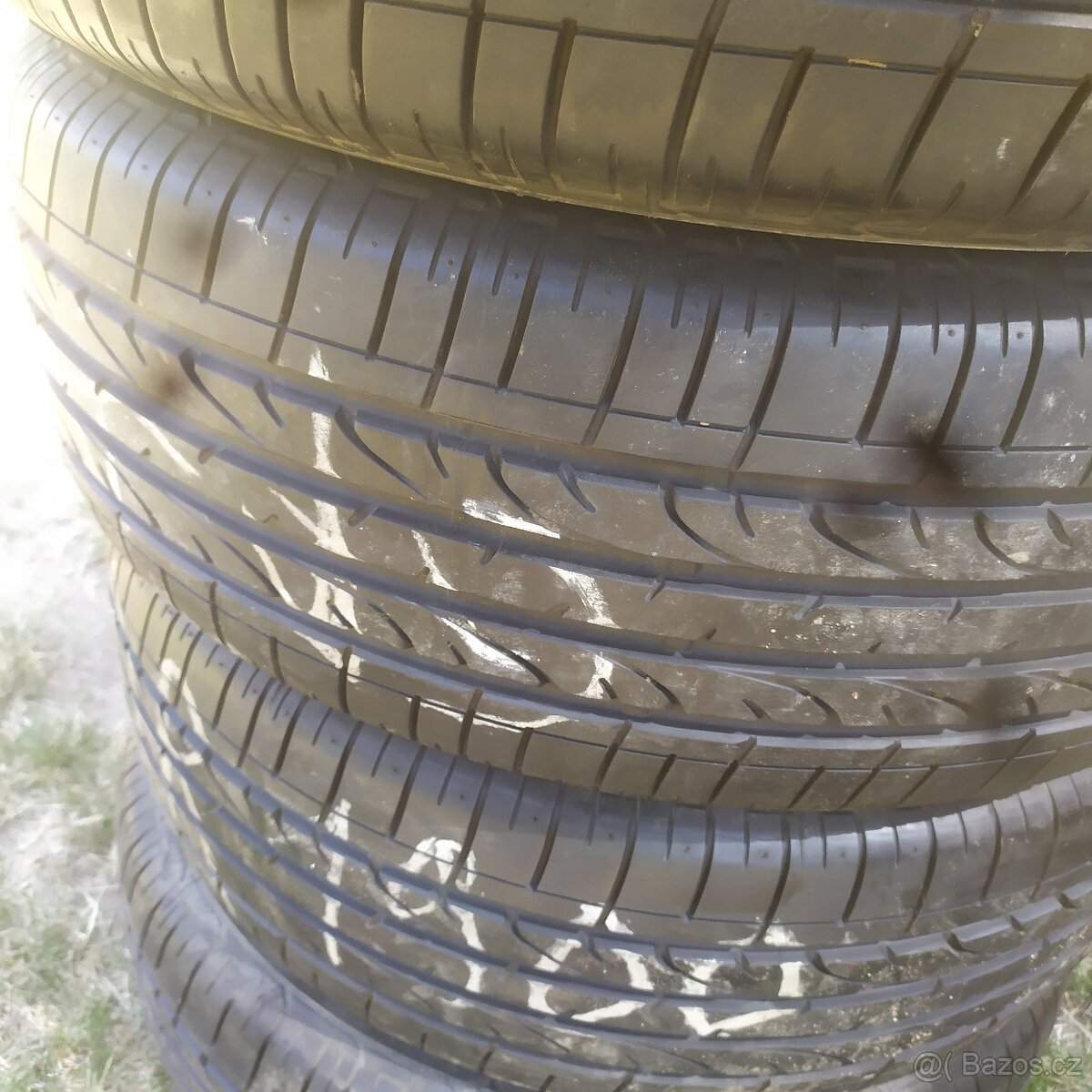255/60/18 Bridgestone
