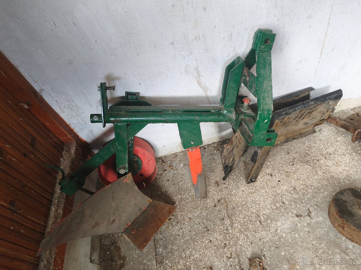 Pluh MT8 mini 070 malotraktor
