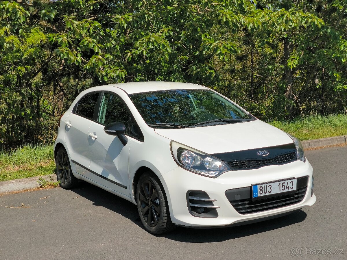 Kia Rio III Hatchback (UB, facelift 2015)