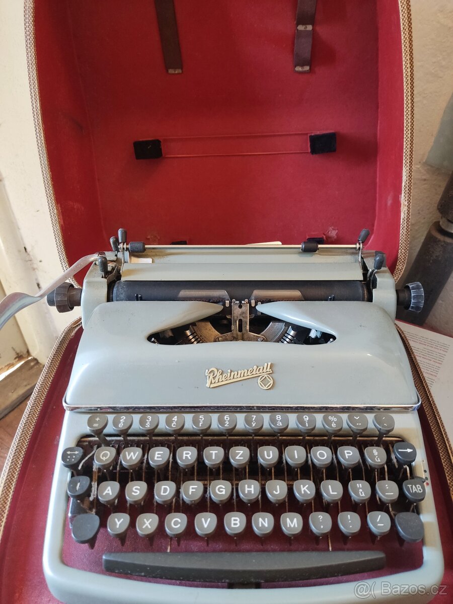 Rheinmetall kufříkový psací stroj