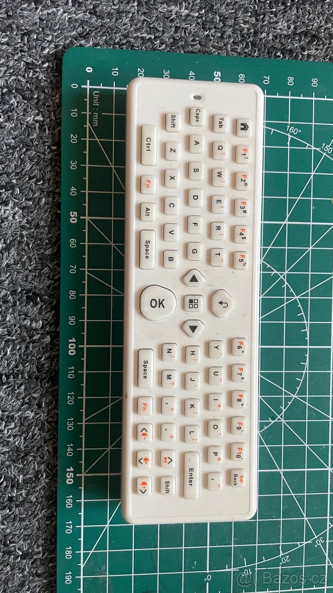 BT mini klávesnice