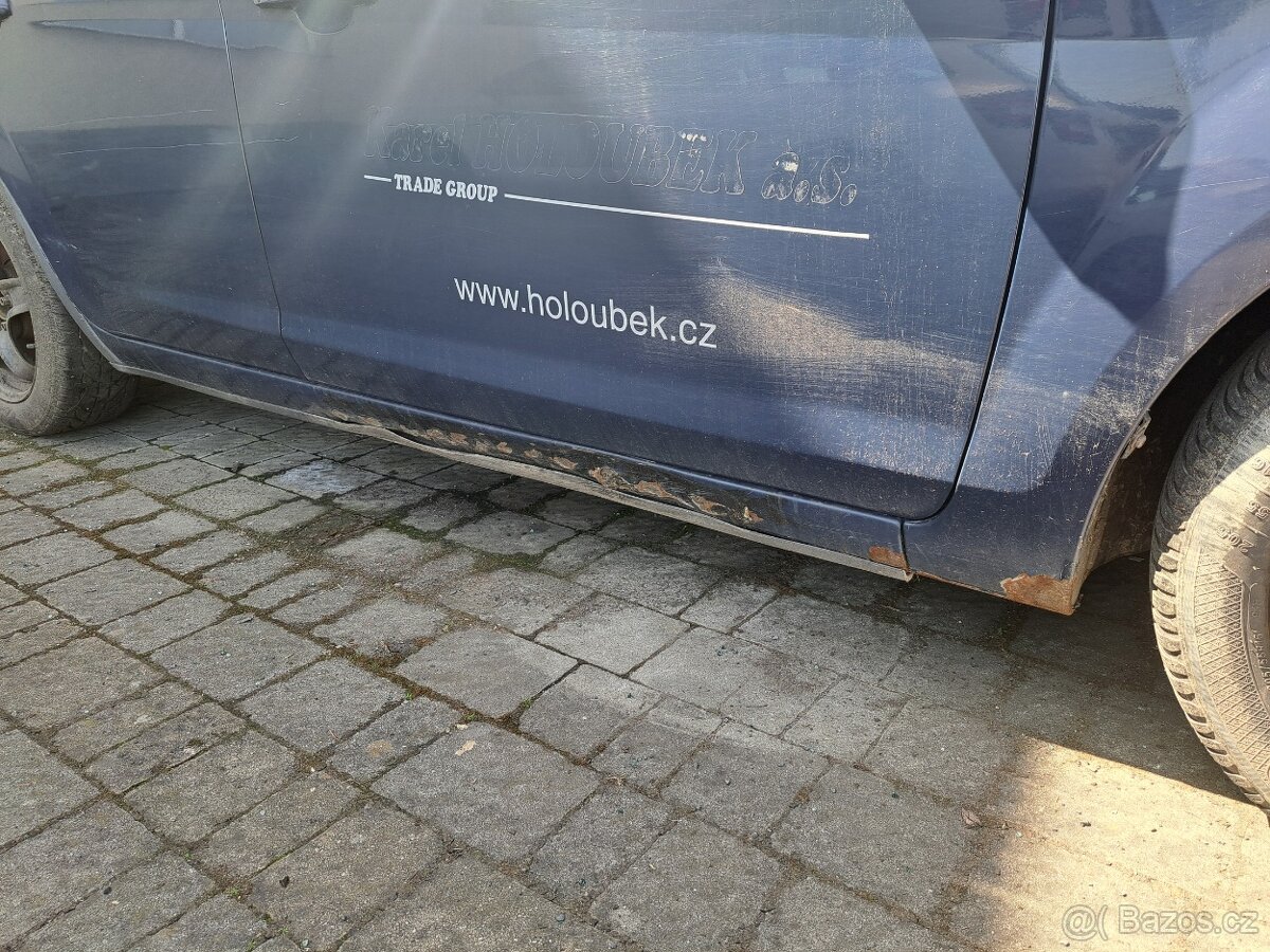 Prodám vozidlo Ford Focus na náhradní díly nebo na opravu
