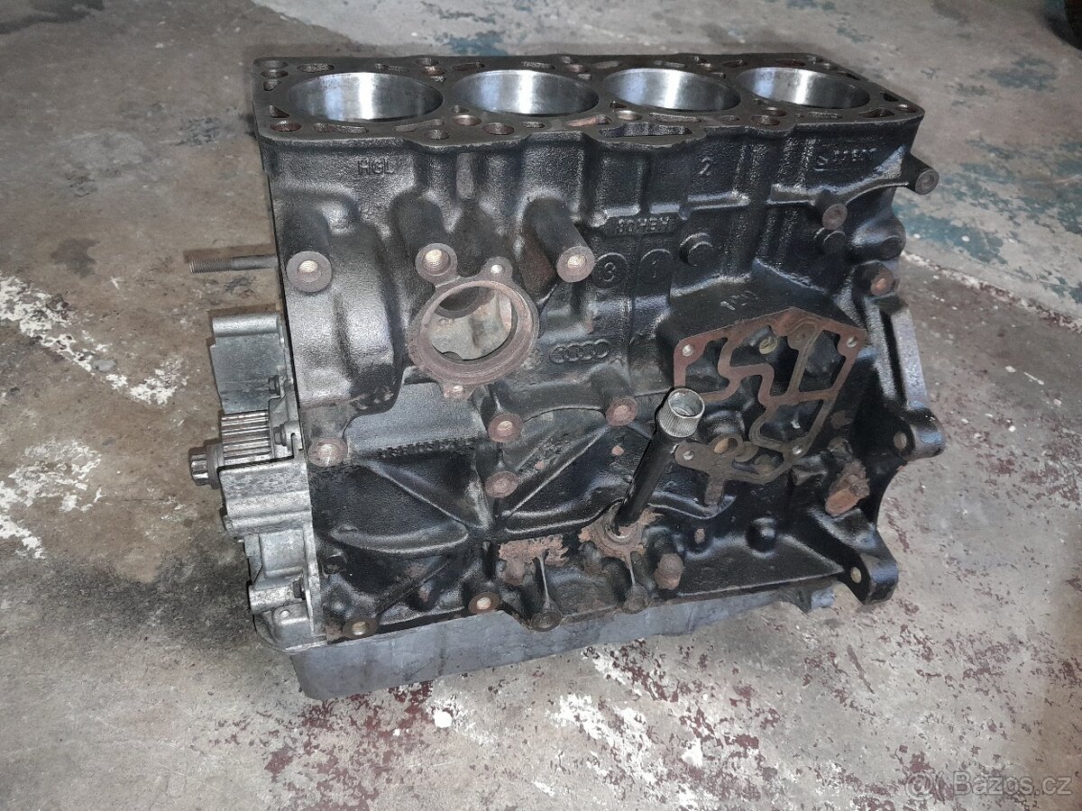 Polomotor AHF, Š.Octavia l 1,9 TDi 81kw, 60 tis.km.