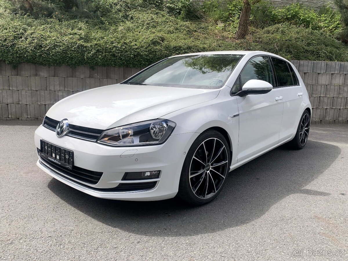 Volkswagen Golf 1.2 TSi 81 kW SERVISKA r.v. 11/2015