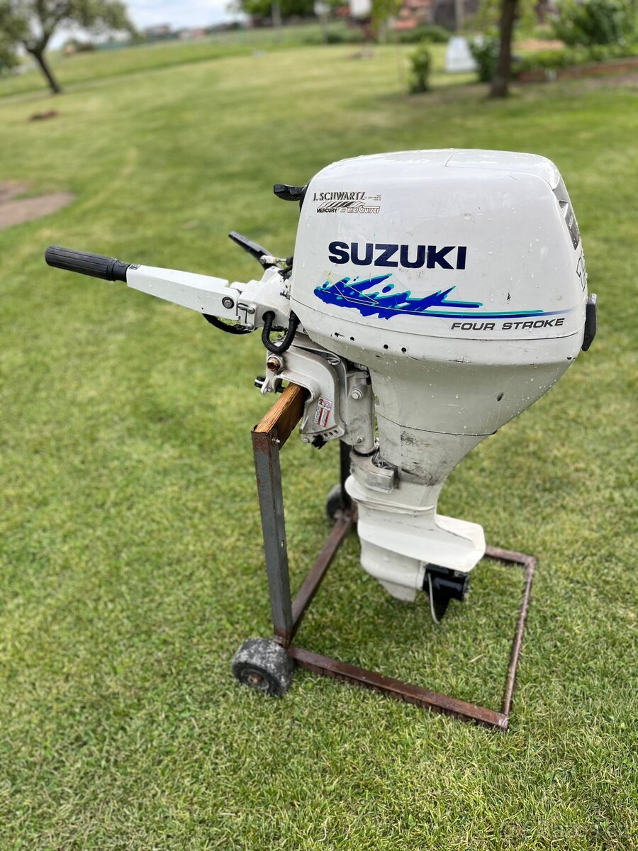 Motor Suzuki DF15 4t + 20l ext. nádrž