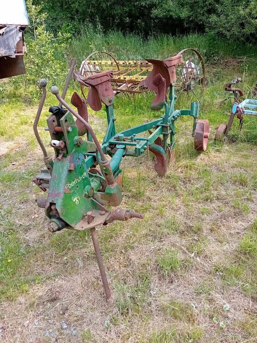 Otočný pluh