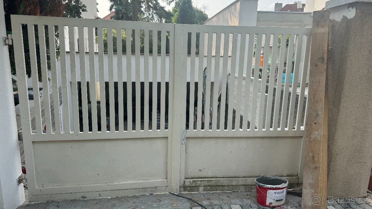 REPASE BRANY Zámečník
