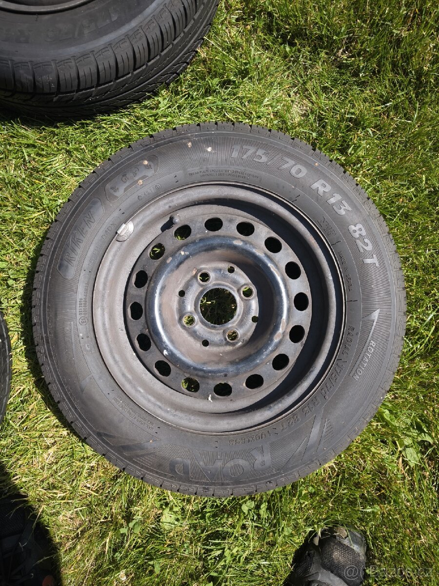 letní pneumatiky RIKEN 175/70 R13 82T na plecháčích
