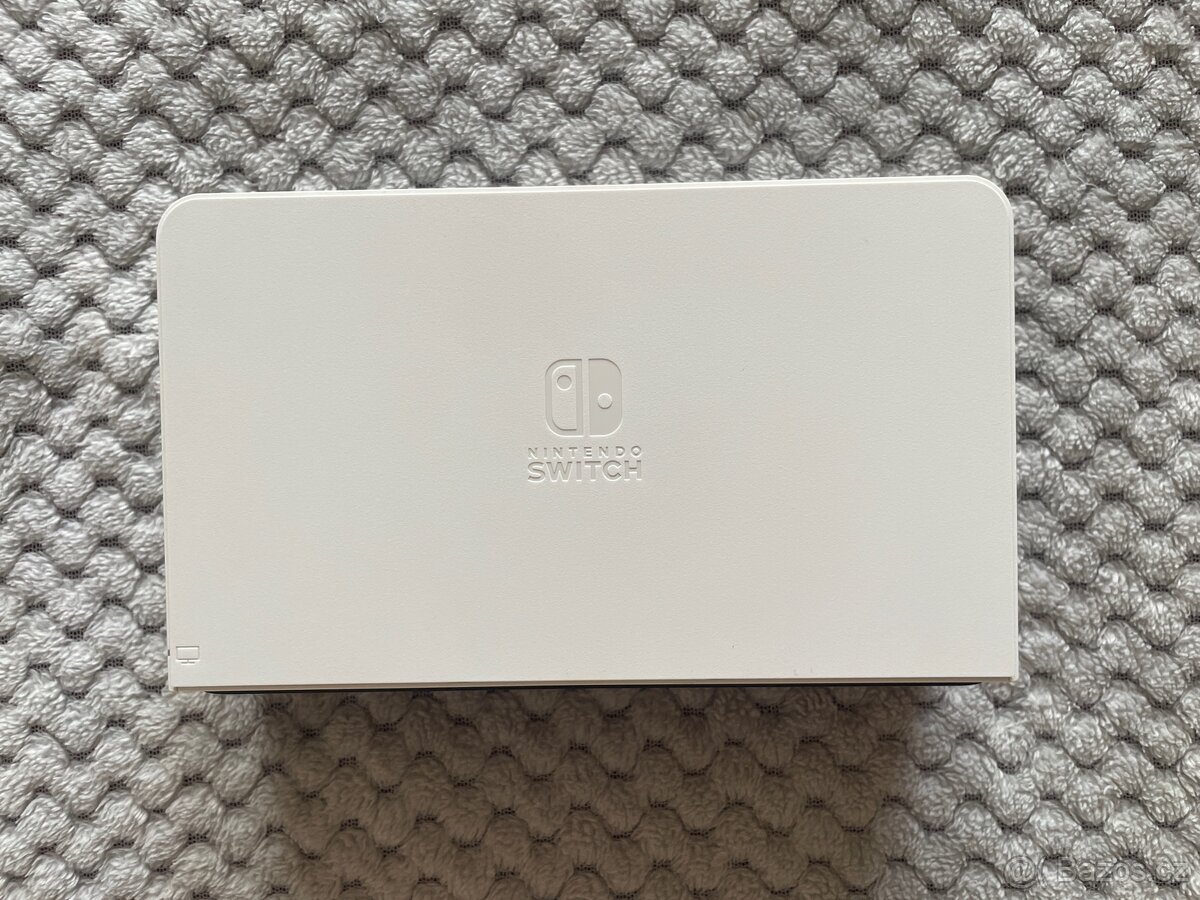 Dokovací stanice pro Nintendo Switch OLED