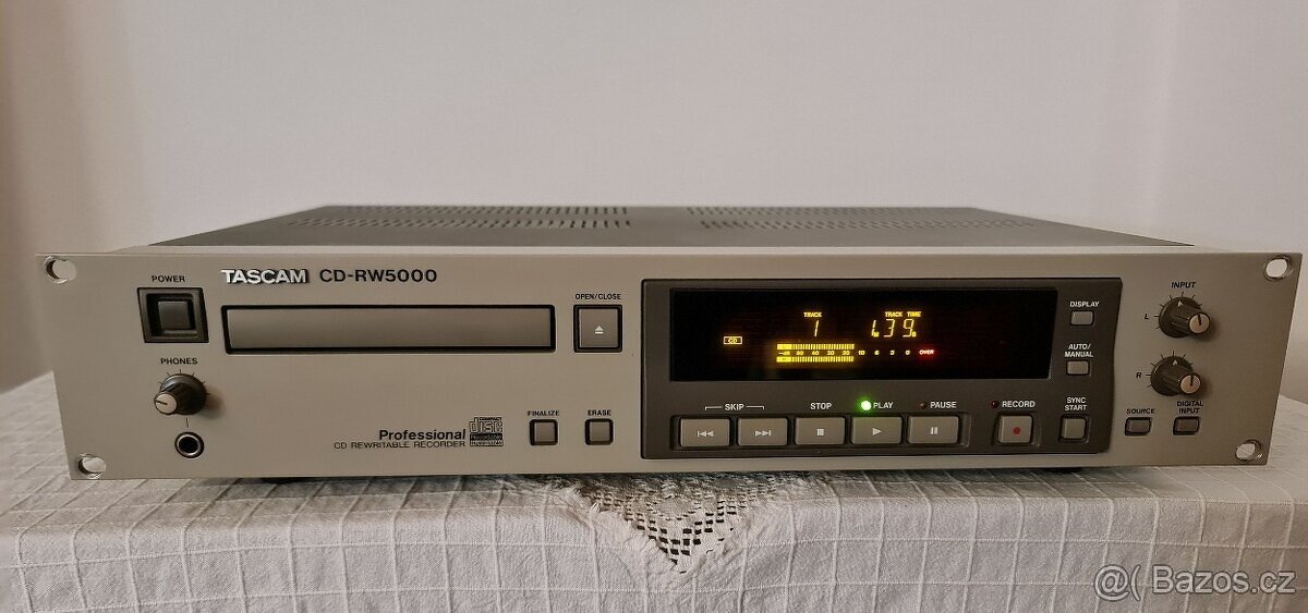 TASCAM CD-RW5000