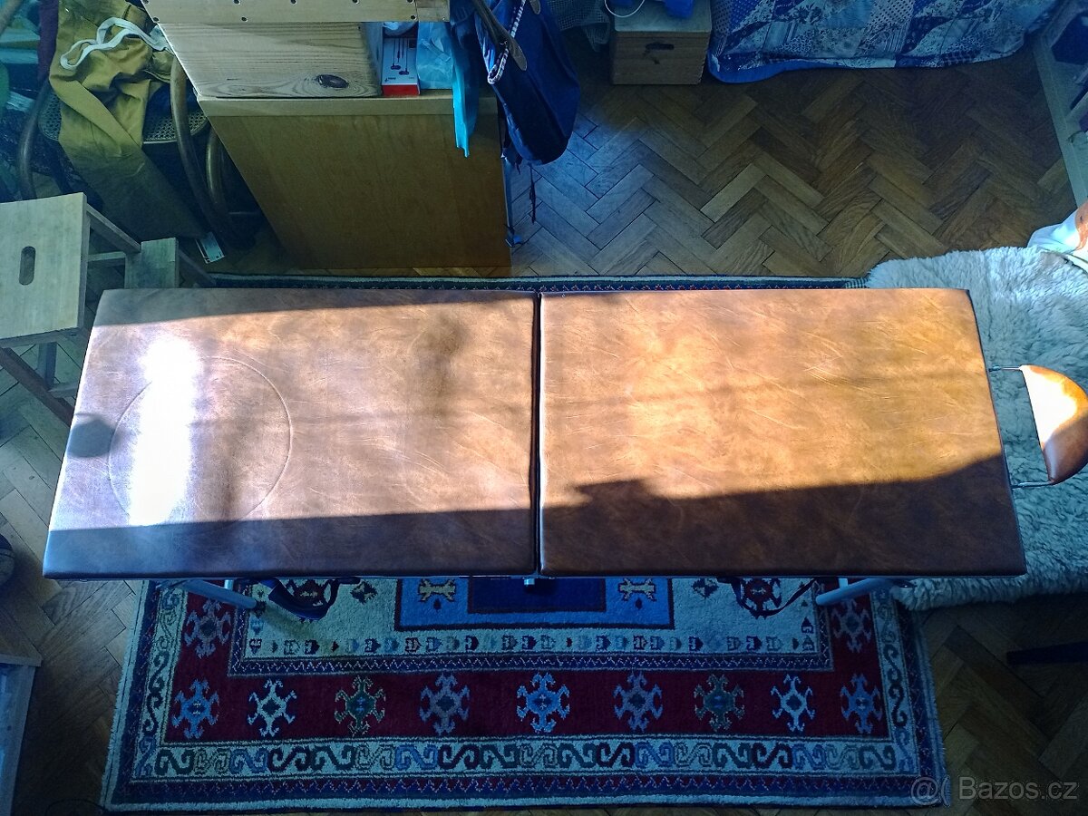 Masážní lehátko Nora