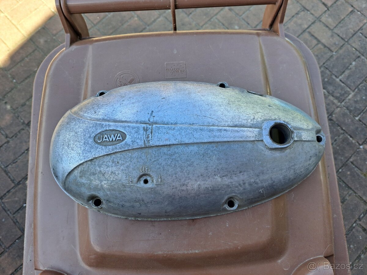 Jawa 350 354 360 - víko motoru spojka levé