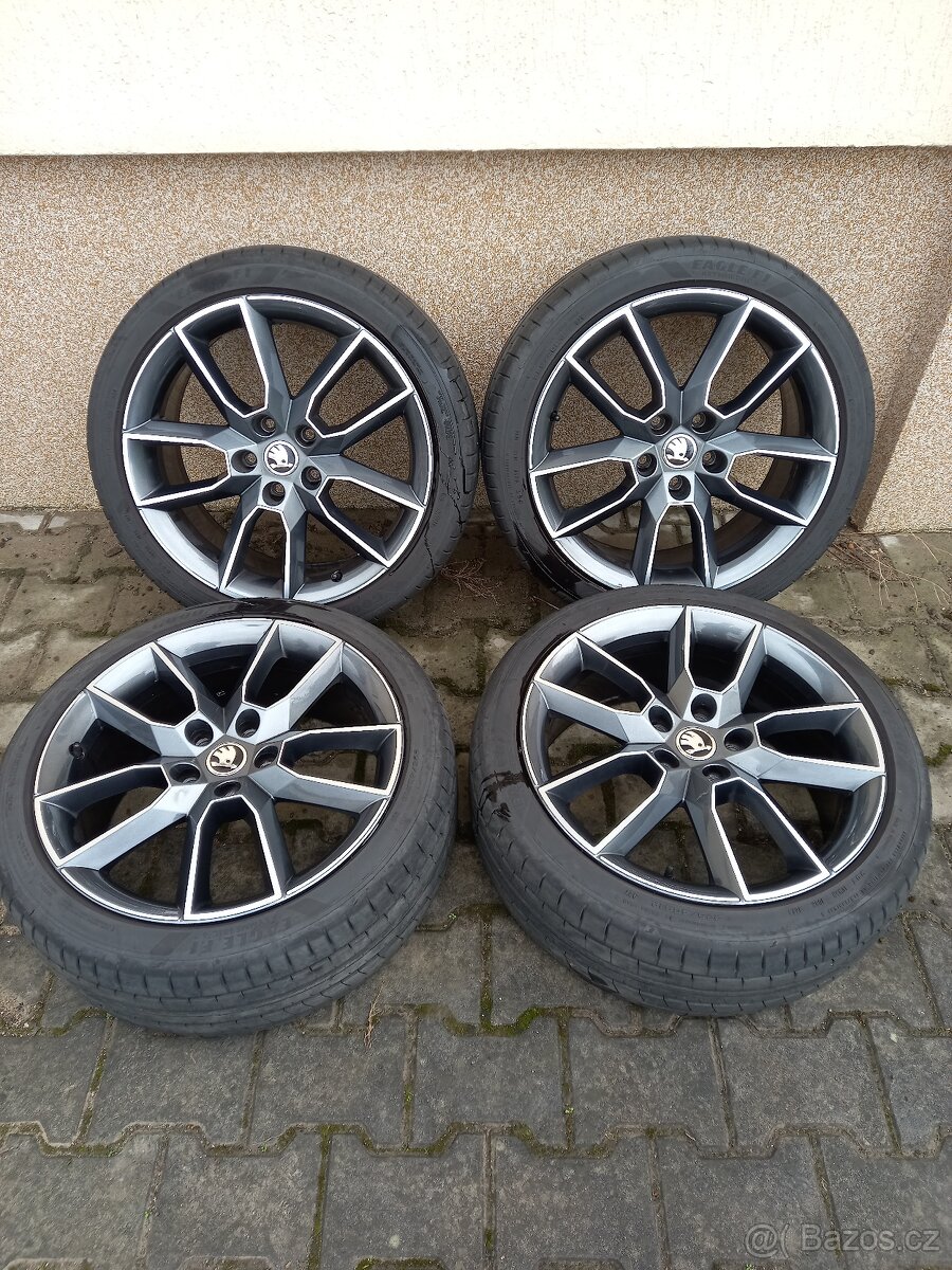Originál alu kola skoda octavia rs lll