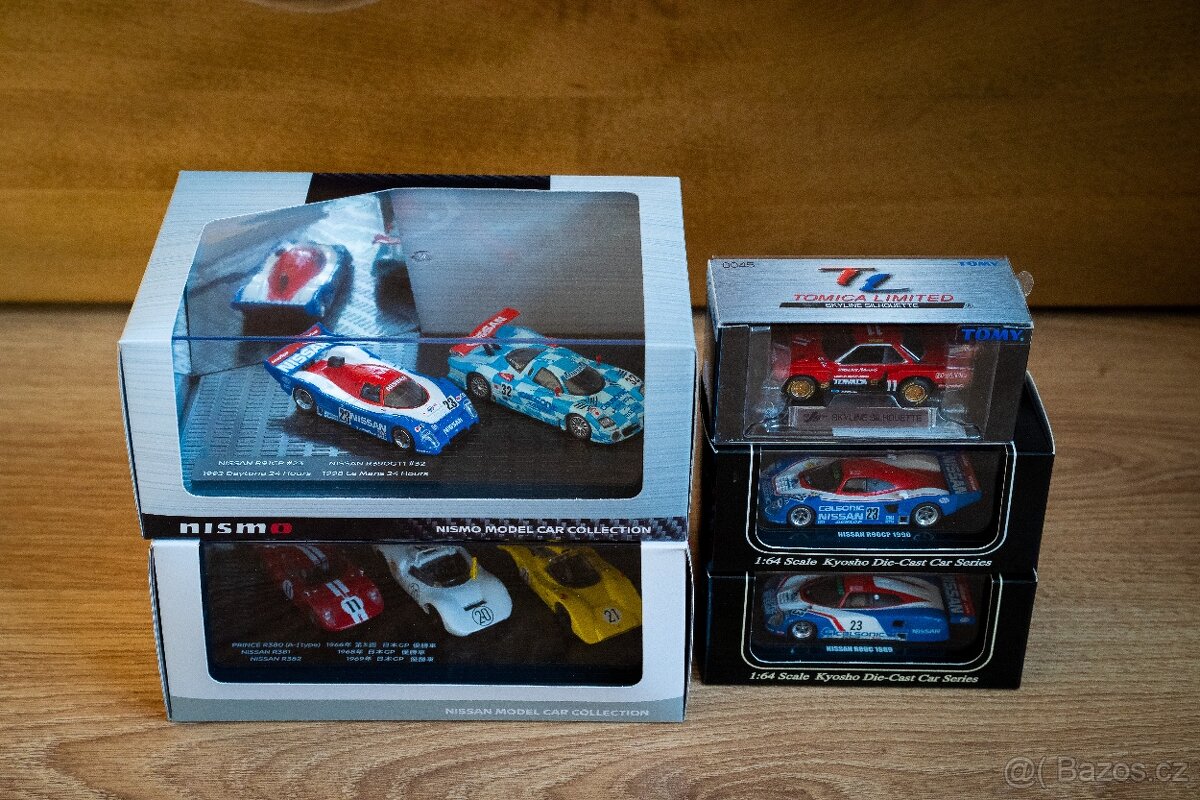 Sběratelské modely závodních Nissanů měřítko 1/64