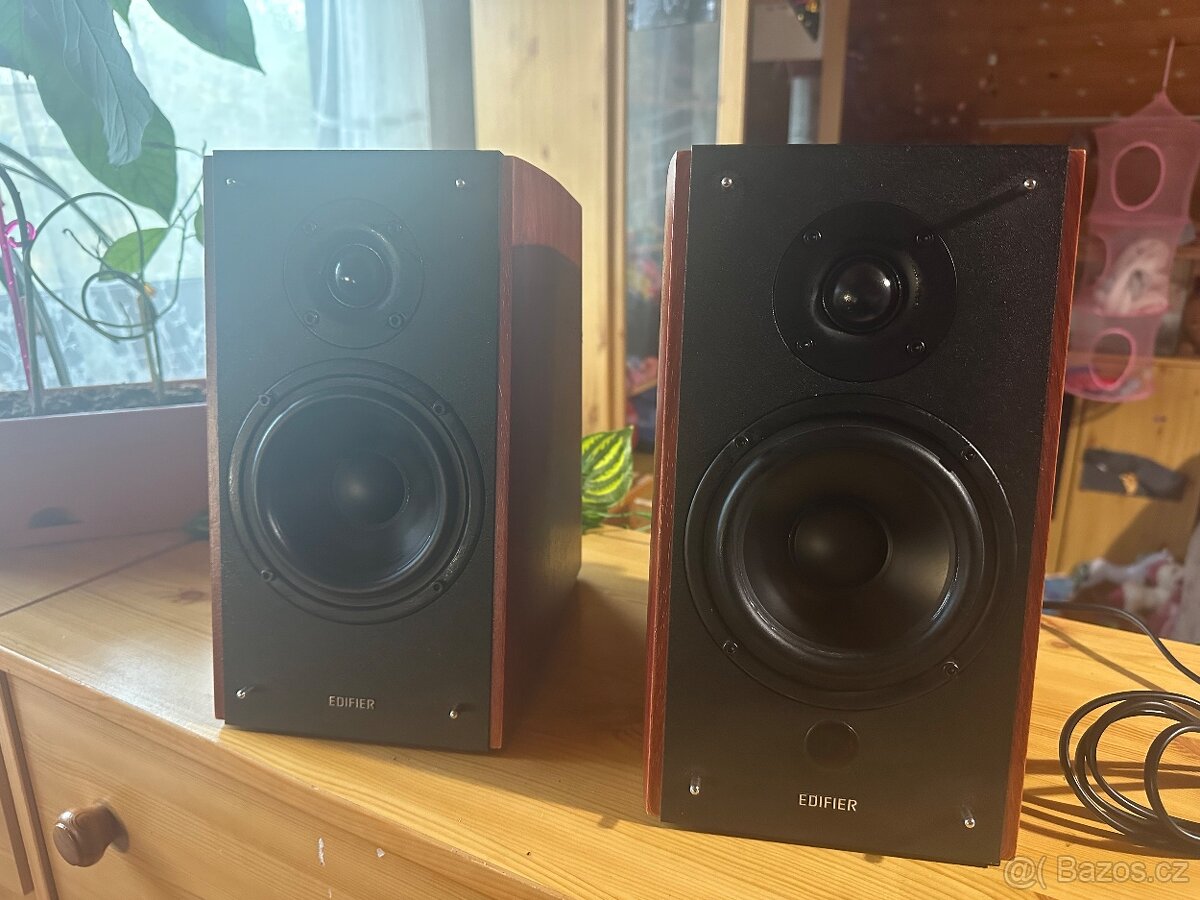 Stereo reprobedny R2000DB