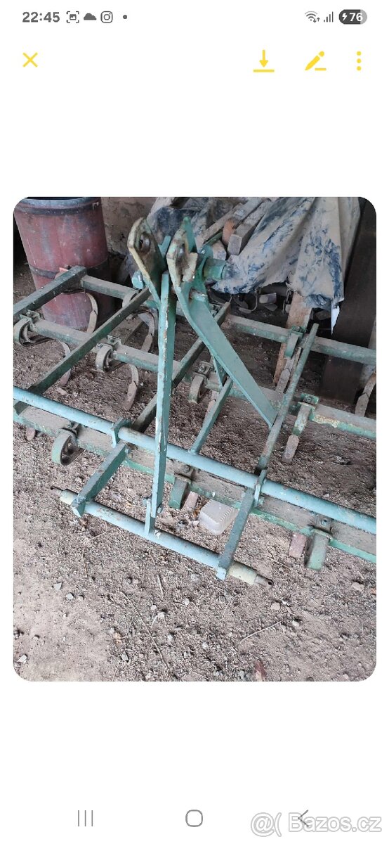 Radličkový kultivátor 2.4m