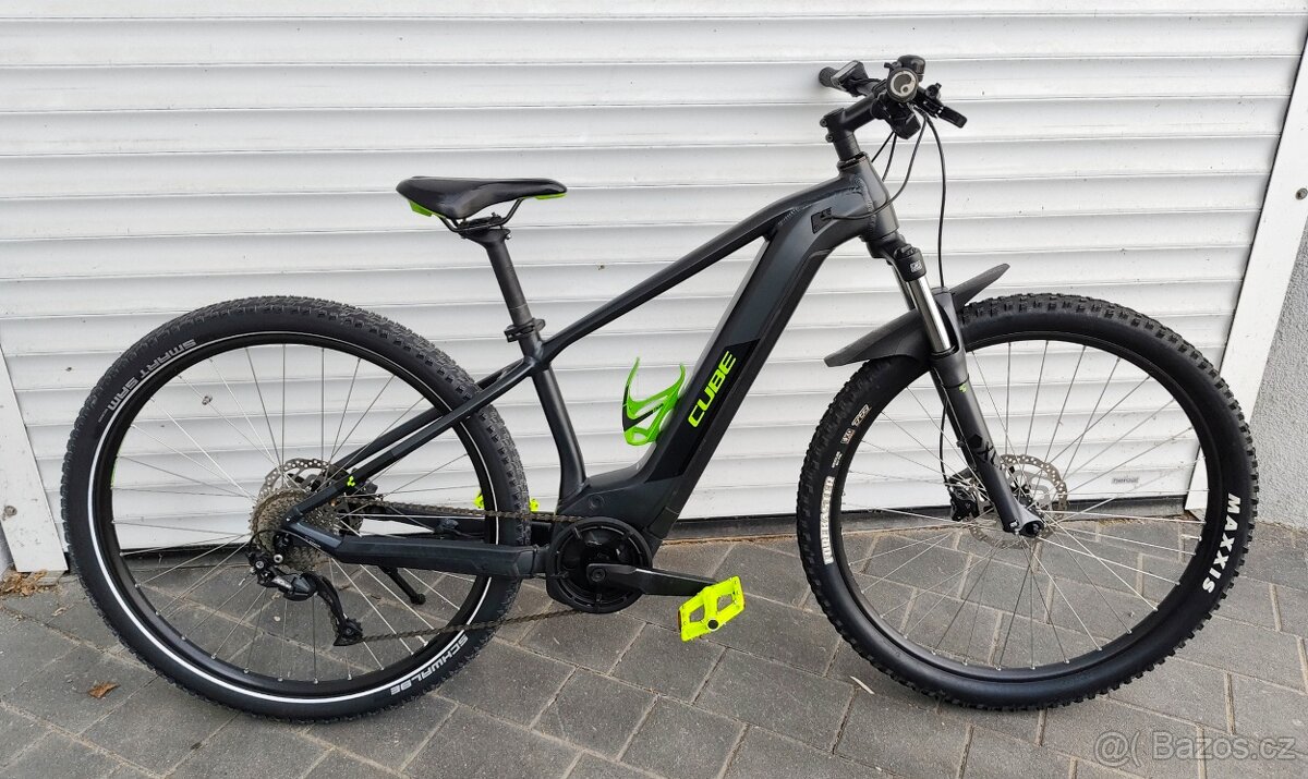 Horské kolo kolo Cube Reaction PFM