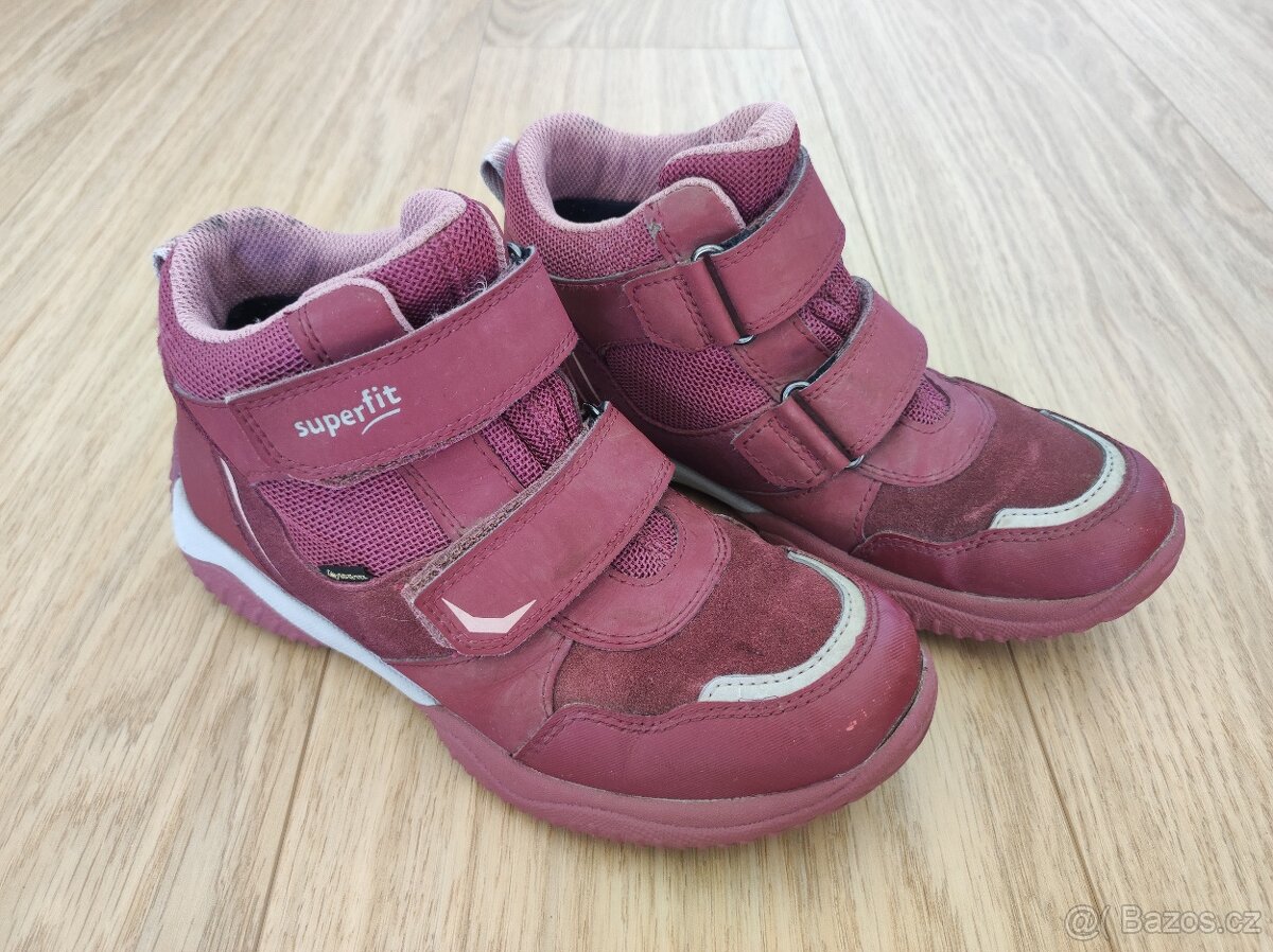 Celoroční boty Superfit, vel. 35