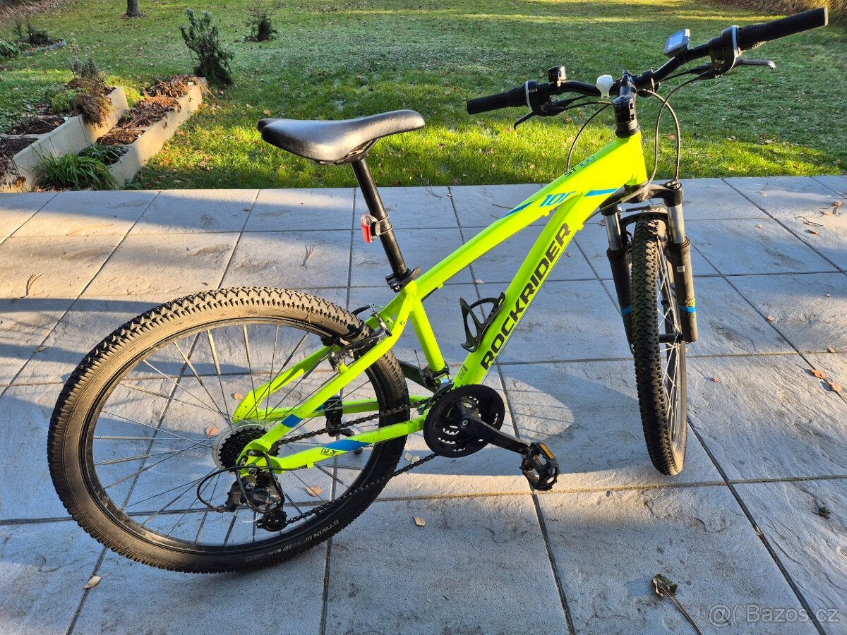 juniorské horské kolo RockRider svítivě žluté