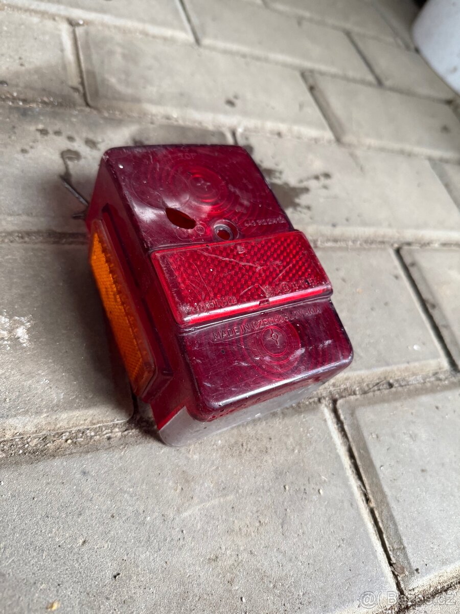 Babetta 210 zadní světlo