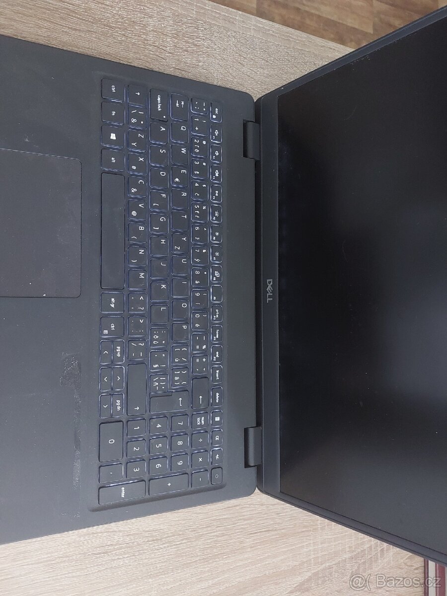 Notebook Dell I5 15"