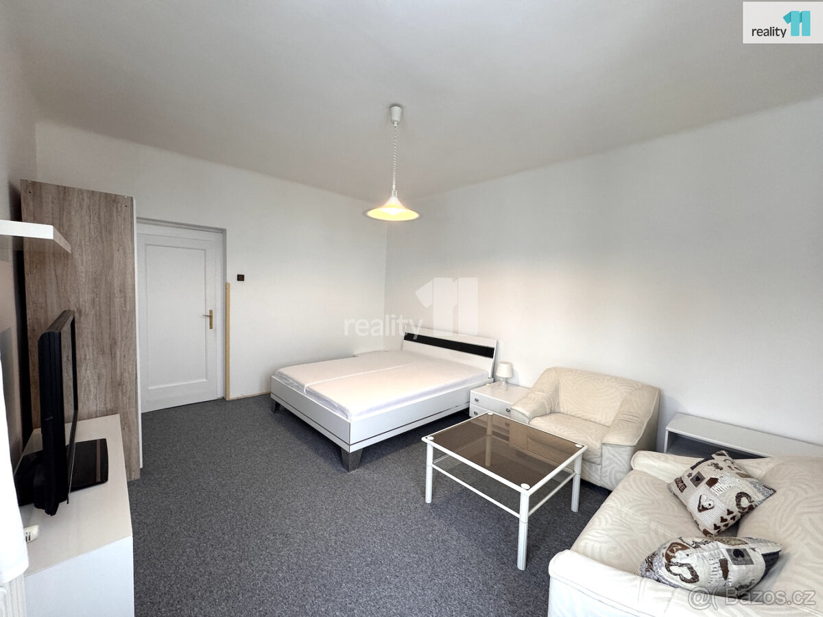 Pronájem 1+1/B, 49 m2, cihla, zařízený, Praha 8 Kobylisy