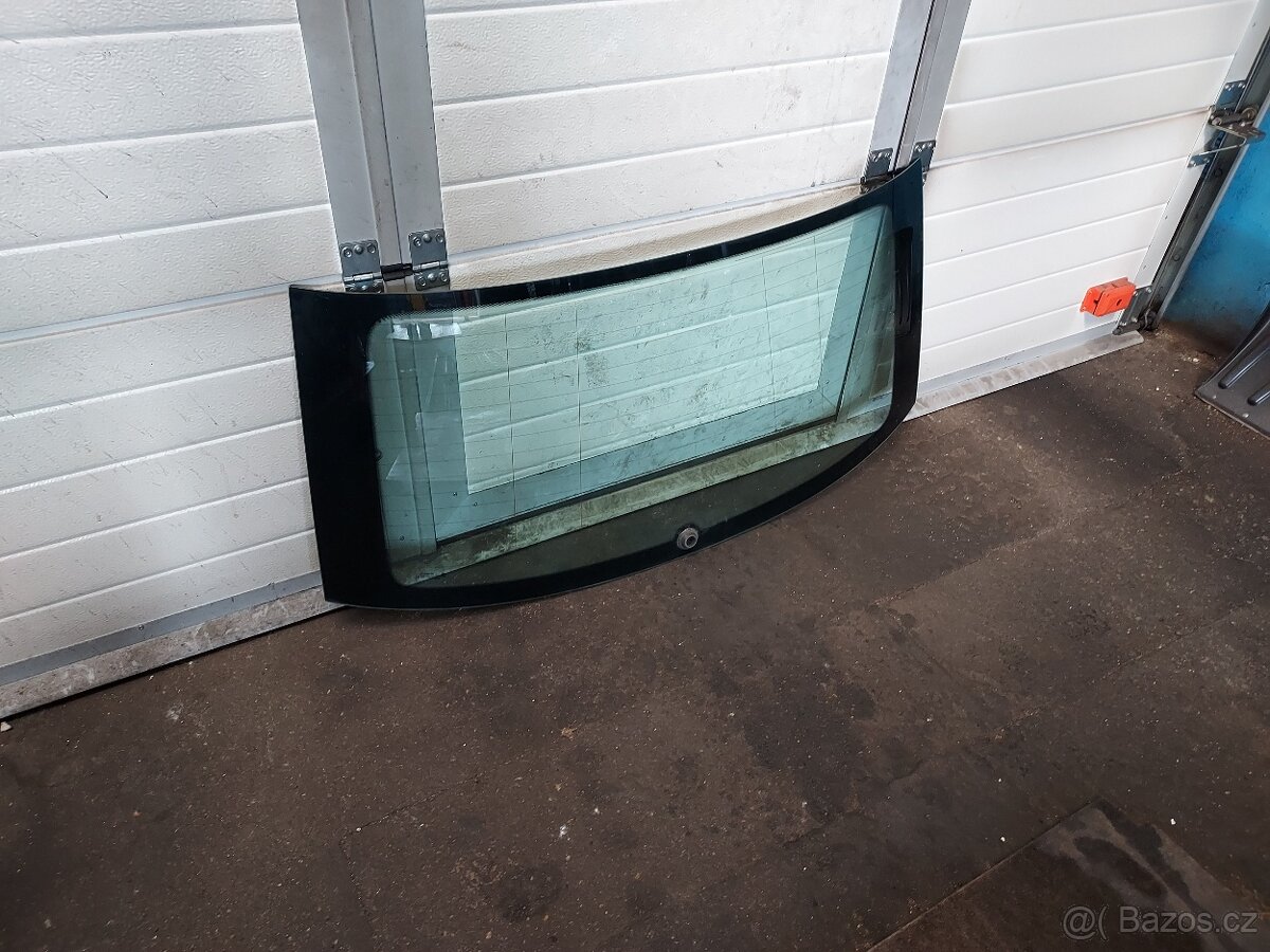 zadní sklo Fabia 2 kombi
