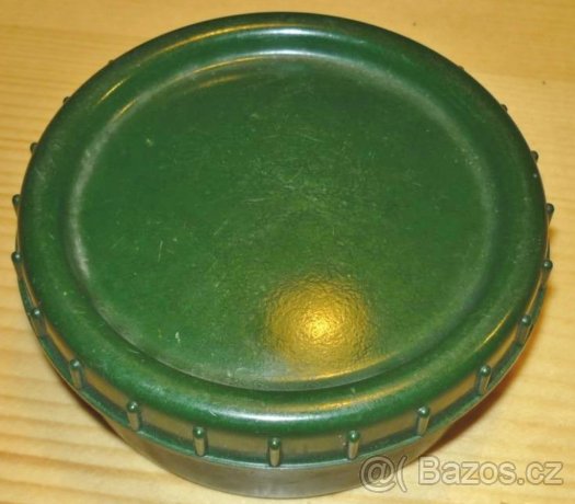 Stara bakelitova kulata krabicka s vickem na zavit - shanim