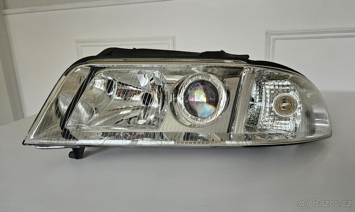 Svetlomet Audi A4 B5 nový