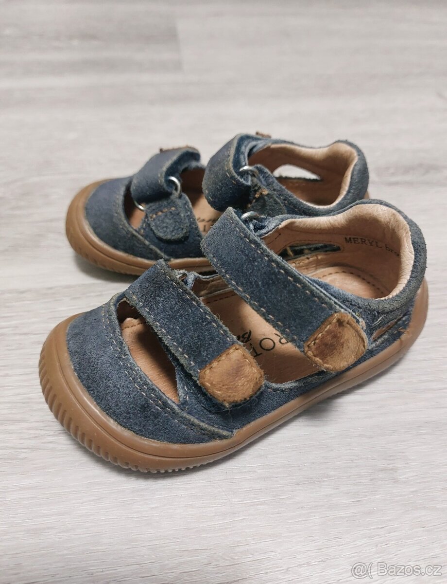 Dětské sandály 19