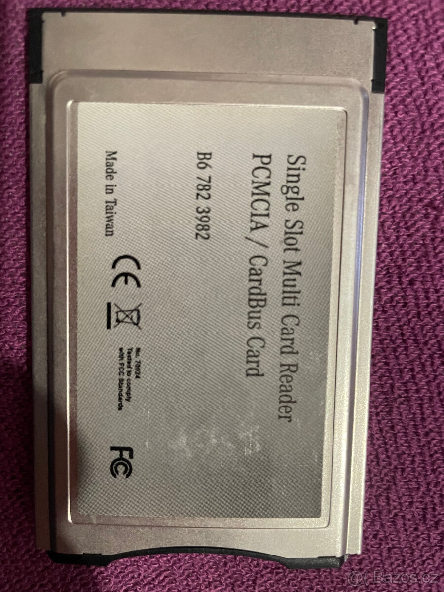 PCMCIA Multi Card Reader + kabely
