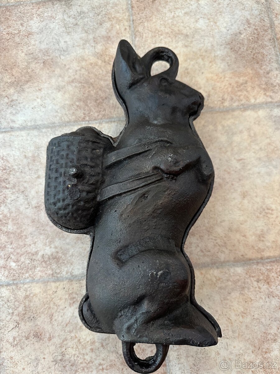 Forma na pečení Zajíc s nůší