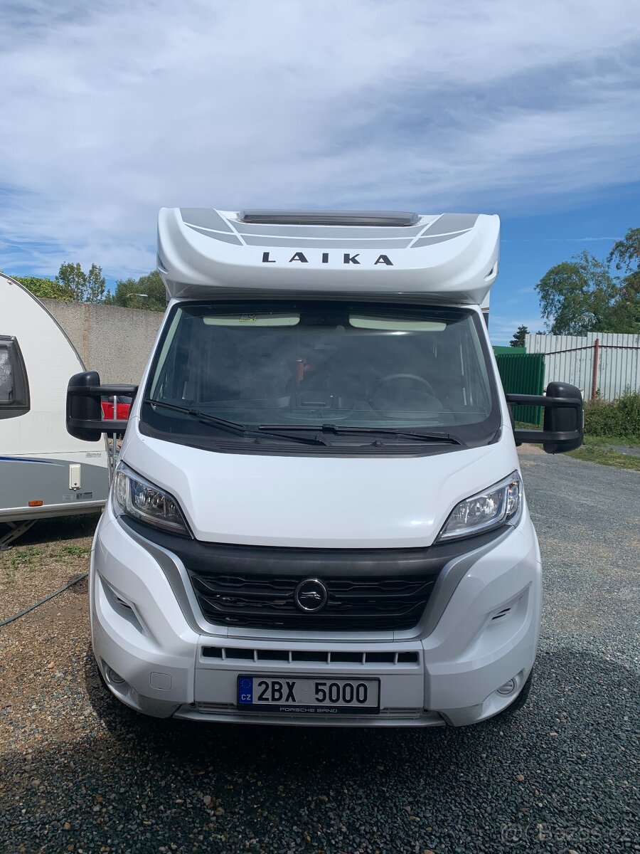 LAIKA KOSMO EMBLEMA 509