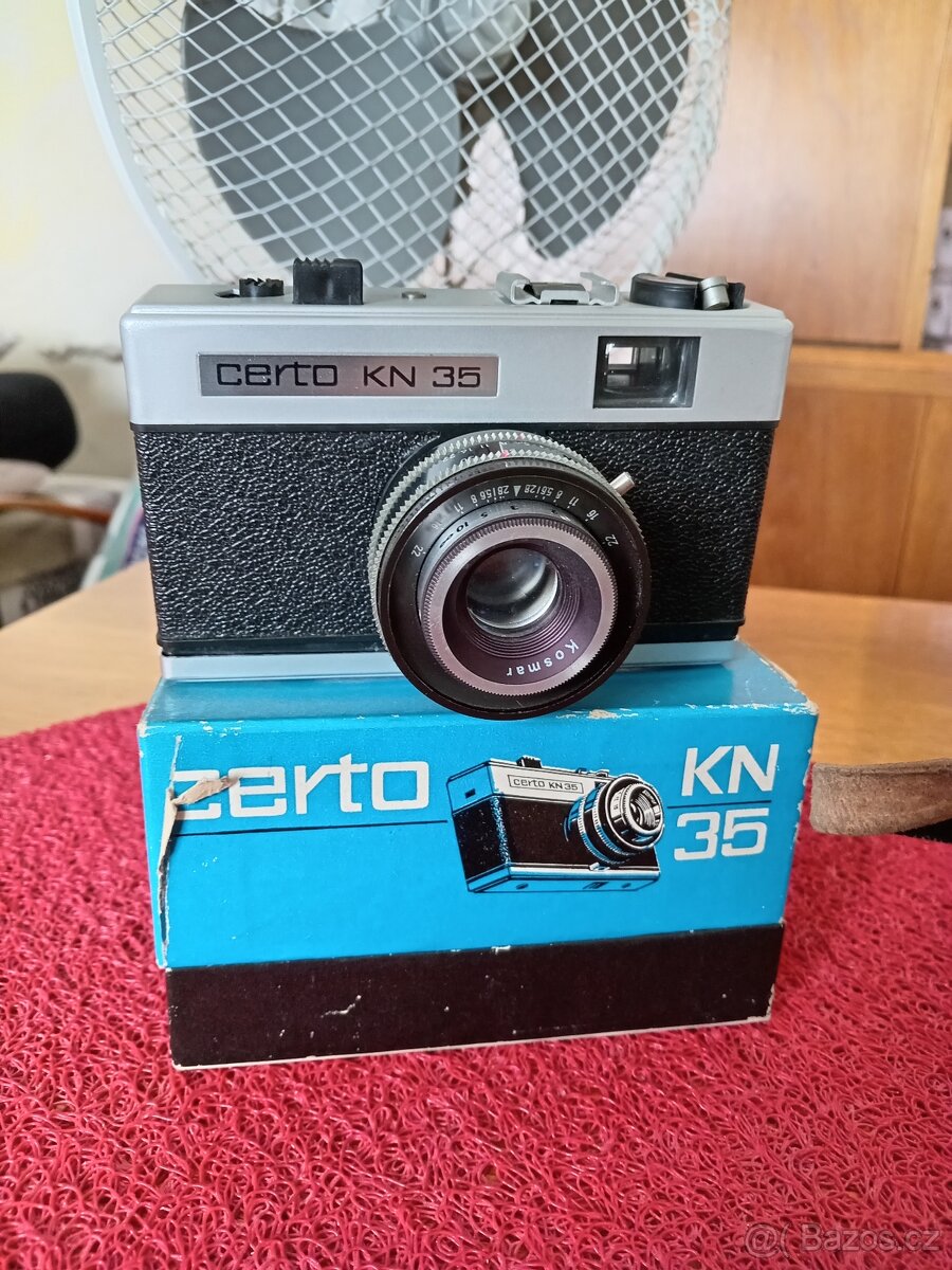 Fotoaparáty Certo KN 35 a Vilia