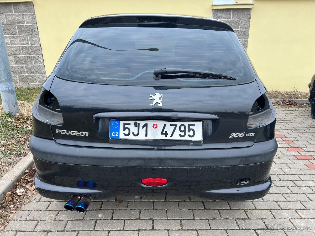 Viko kufr Peugeot 206