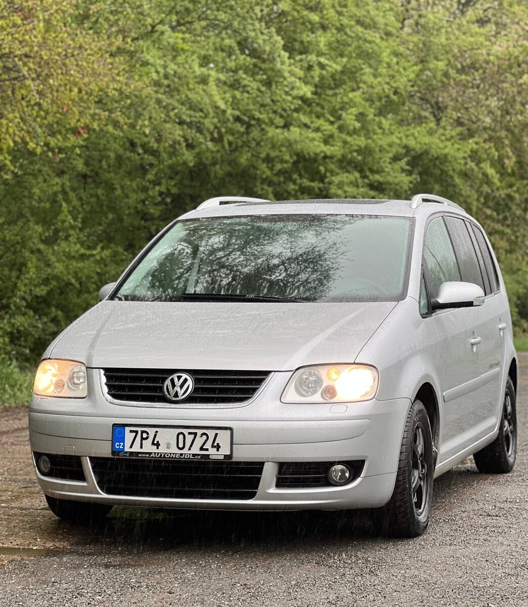 VW TOURAN 2.0Tdi DSG