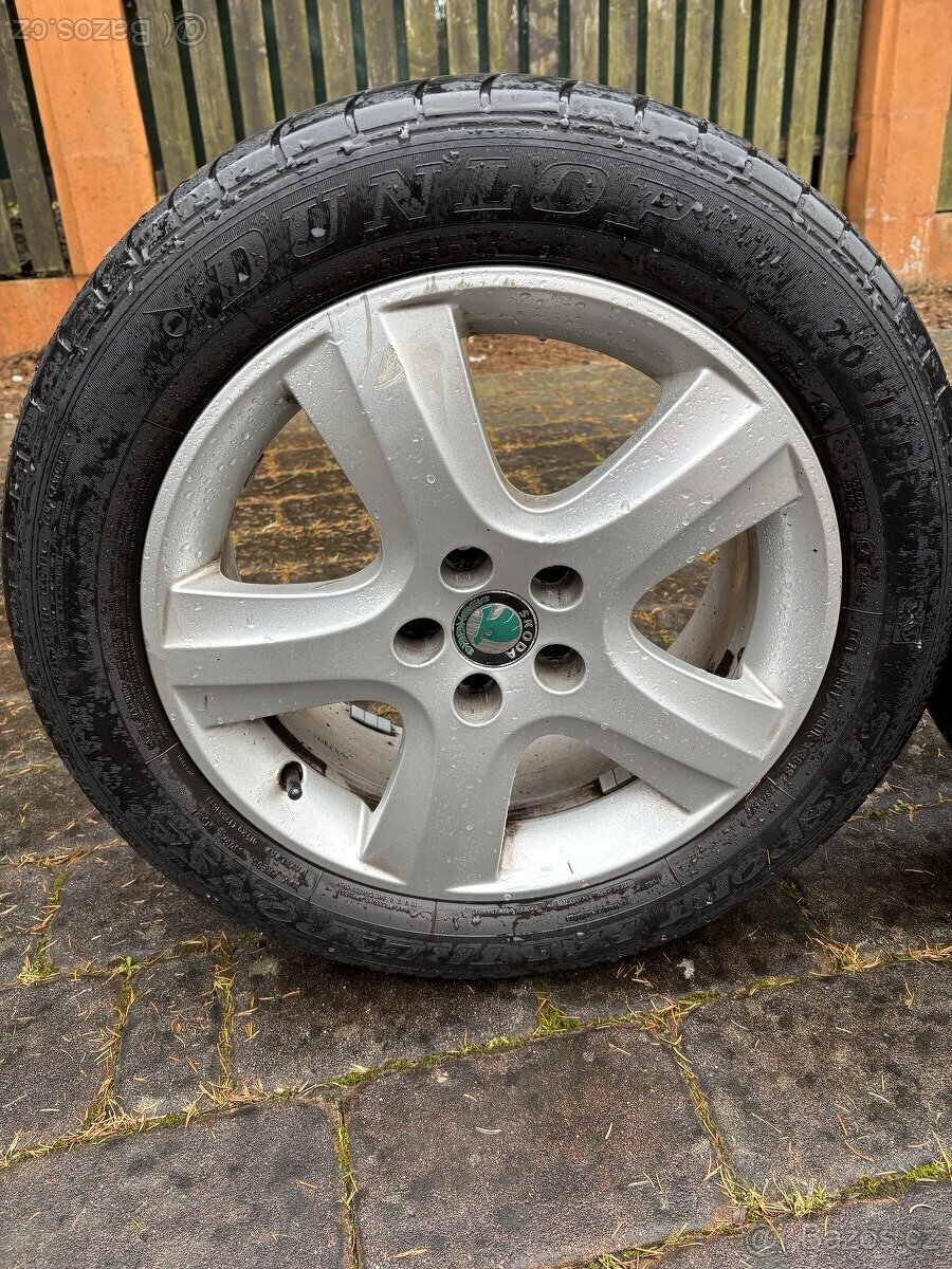 Sada alu kol Škoda s letní pneu