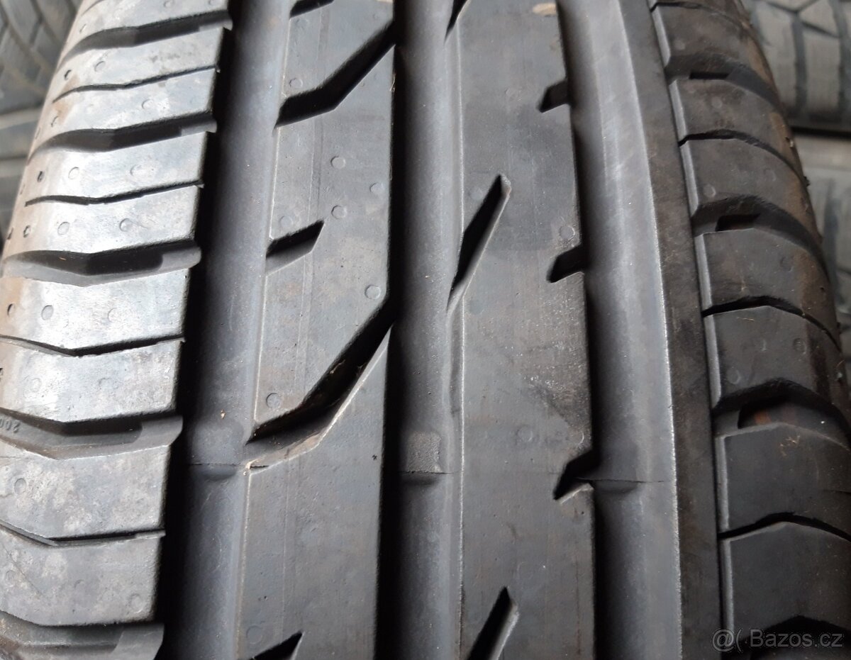 2ks pěkných letních pneu 185/60 R15 Continental