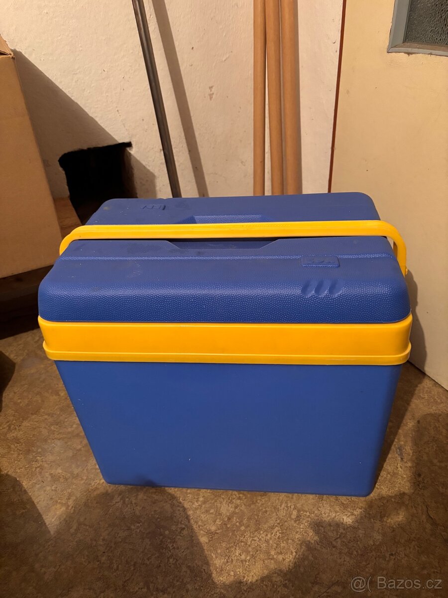 Prodám chladící box 35 l