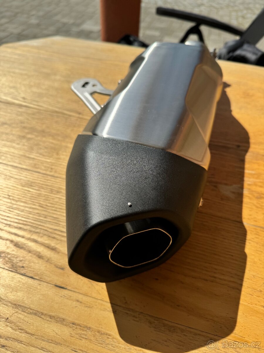Originální výfuk R 1300 GS