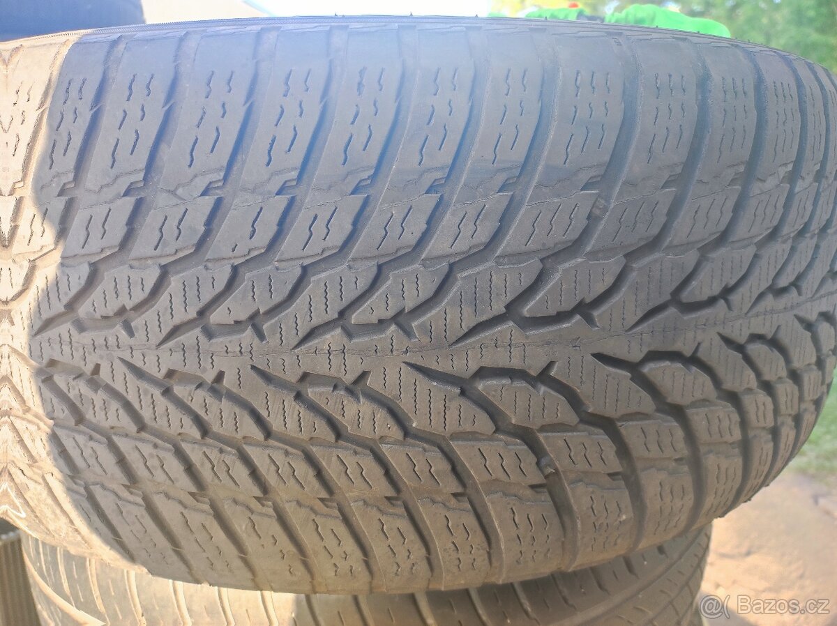 1x Nokian tyres snowproof 1 235/50 18 101V