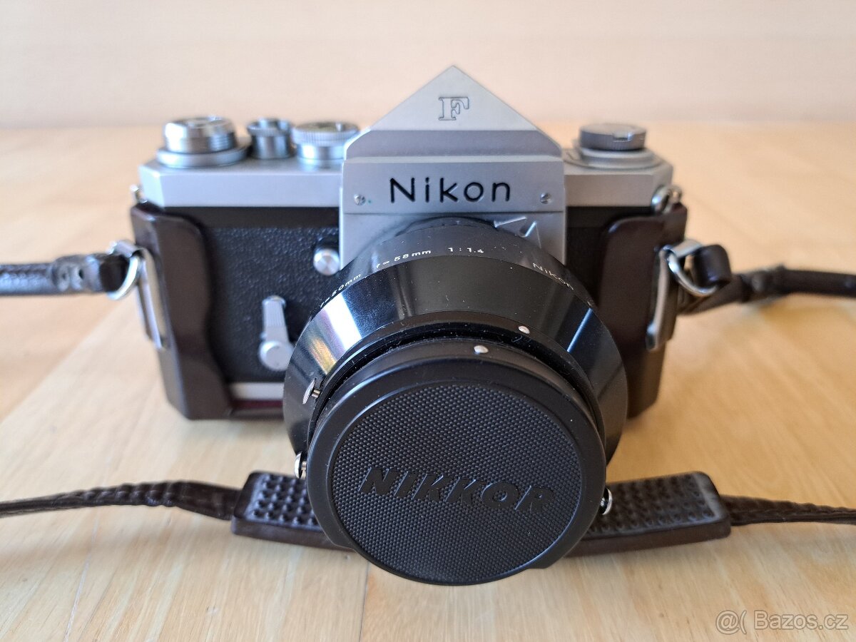Nikon F