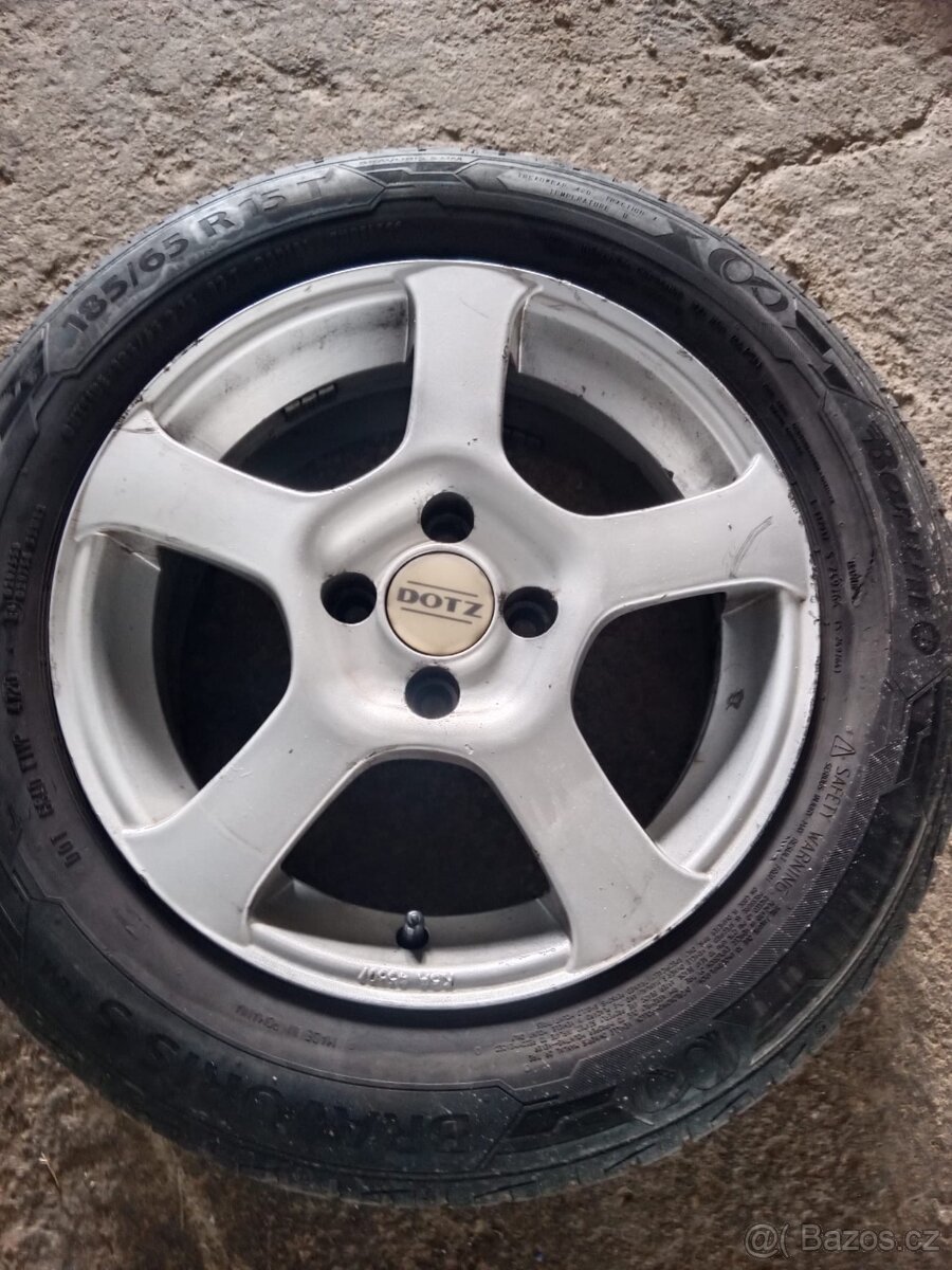 Alu disky 4x100 + pneu