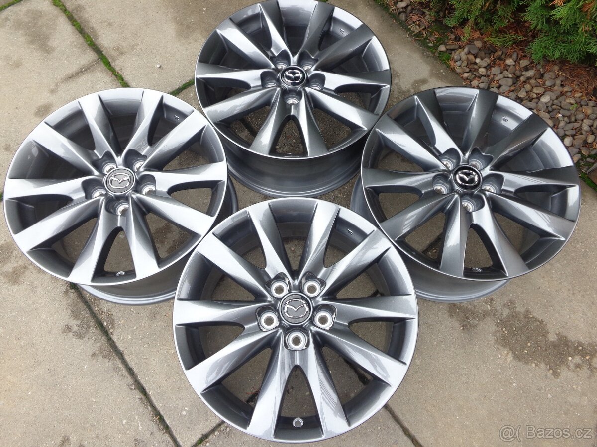 5x114,3 17" Mazda nove original alukola s TPMS
