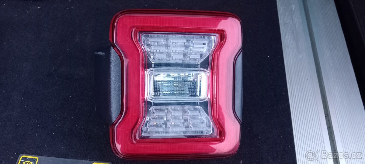 Jeep Wrangler JL Zadní světlo levé