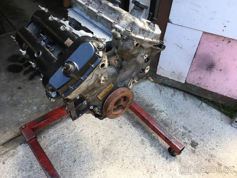 Jaguar X-Type motor 2.5 V6