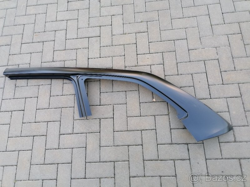 Výřez zadního blatníku Octavia III