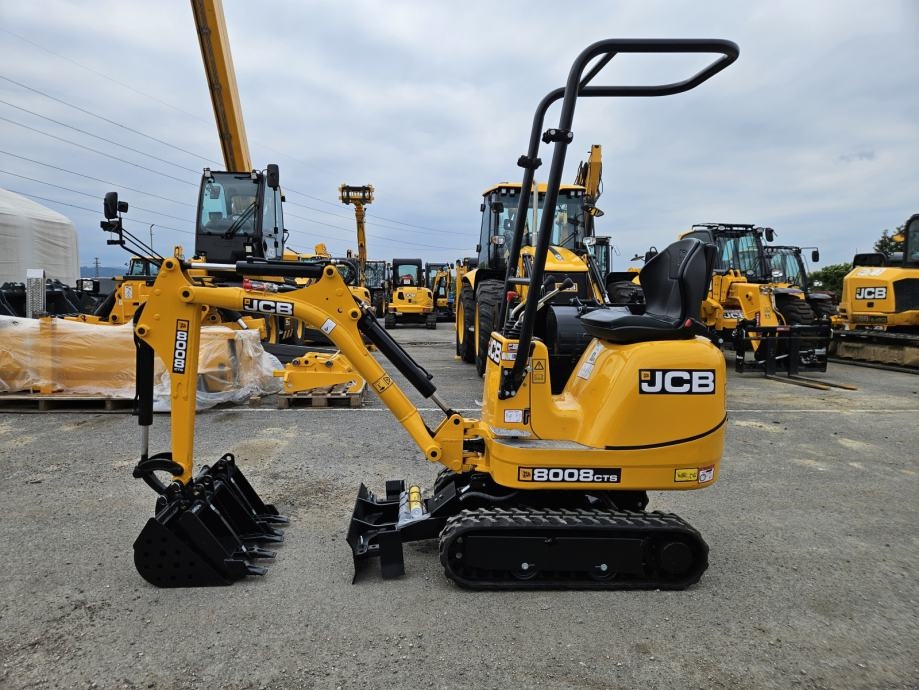 Minibagr JCB 8008 CTS