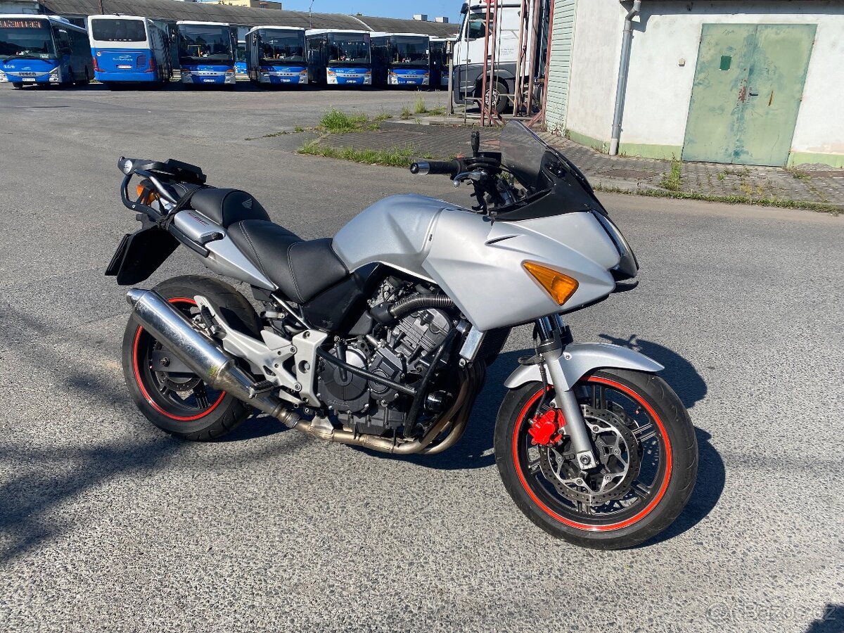 Honda CBF 600 - Havarovaná